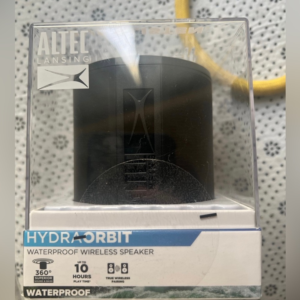 Altec Lansing speaker